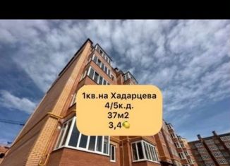 Продаю 1-комнатную квартиру, 37.2 м2, Владикавказ, улица Хадарцева, 10А, 12-й микрорайон