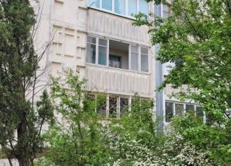 Продам трехкомнатную квартиру, 71 м2, Севастополь, улица Генерала Мельника, 9
