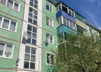 Продам 3-ком. квартиру, 61 м2, Черемхово, улица Лермонтова, 3