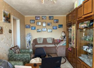 Продажа 2-комнатной квартиры, 48.2 м2, Камчатский край, проспект Космонавтов, 3