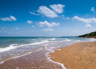 Земельный участок на продажу, 23 сот., село Золотое, Набережная улица, 7