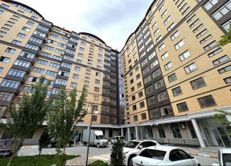 Продаю трехкомнатную квартиру, 105 м2, Каспийск, Кавказская улица, 29А