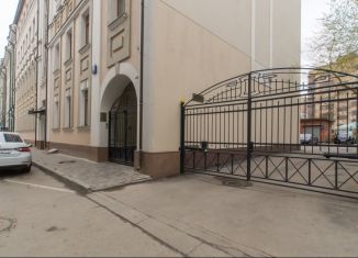 Четырехкомнатная квартира на продажу, 215 м2, Москва, ЦАО, Кривоарбатский переулок, 15с1