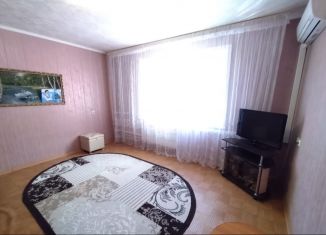 2-комнатная квартира на продажу, 46.6 м2, Новосибирск, улица В. Высоцкого, 42, метро Золотая Нива