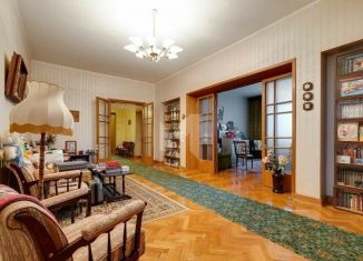 Продам четырехкомнатную квартиру, 200 м2, Москва, Плотников переулок, 13, Плотников переулок
