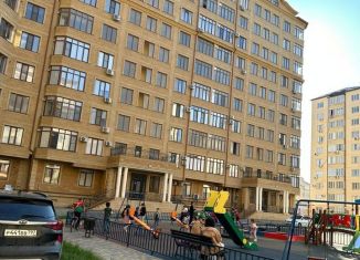 3-ком. квартира на продажу, 80 м2, Каспийск, Каспийская улица, 2