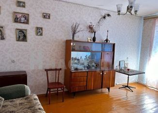 Продаю 4-комнатную квартиру, 74.8 м2, поселок городского типа Шолоховский, Социалистическая улица, 1
