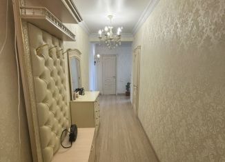Сдается в аренду 1-комнатная квартира, 44 м2, Дагестан, улица Юрия Гагарина