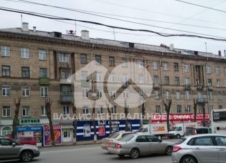 Продается 3-ком. квартира, 70 м2, Новосибирск, метро Площадь Маркса, улица Титова, 13