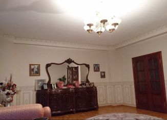 Продажа четырехкомнатной квартиры, 103 м2, Ефремов, улица Ленина, 26