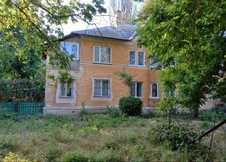 Продаю 2-ком. квартиру, 46 м2, Крым, Черноморская улица, 4