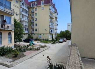 Продажа 2-комнатной квартиры, 57 м2, Судак, Гвардейская улица, 3