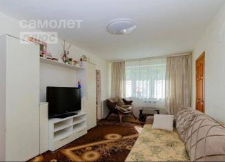 Продается двухкомнатная квартира, 43.2 м2, Челябинская область, улица Калинина, 8