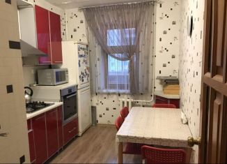 Продам 2-комнатную квартиру, 54 м2, Татарстан, улица Ленина, 143