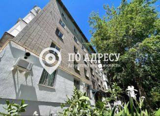 Продам 3-комнатную квартиру, 95 м2, Саратов, Вольская улица, 2Д