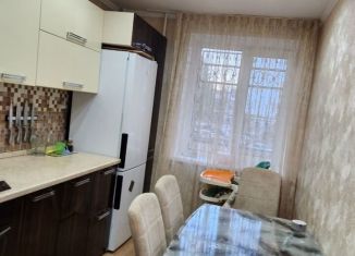 Продаю четырехкомнатную квартиру, 82.1 м2, Саратовская область, Одесская улица, 83