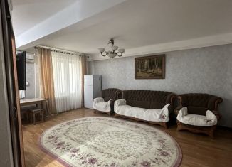 Сдается в аренду 2-комнатная квартира, 45 м2, Каспийск, улица Ленина