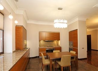 Продается четырехкомнатная квартира, 187.8 м2, Москва, Большой Козихинский переулок, 14с2
