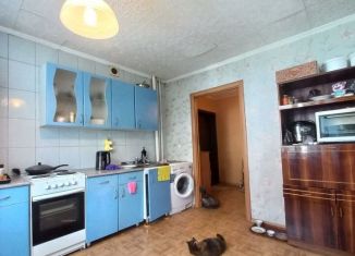 Продам 2-ком. квартиру, 52 м2, Алтайский край, улица Воинов-Интернационалистов