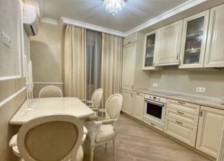 Продается однокомнатная квартира, 45 м2, Краснодарский край, улица Петра Метальникова, 5к1