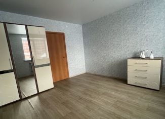 Двухкомнатная квартира на продажу, 51 м2, Краснотурьинск, Коммунальная улица, 37