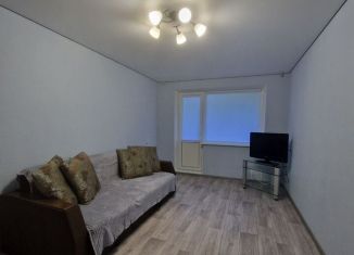 Двухкомнатная квартира в аренду, 57 м2, Магнитогорск, проспект Ленина, 82/1