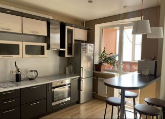 Сдам в аренду квартиру студию, 40 м2, Тульская область, улица Генерала Маргелова, 5А