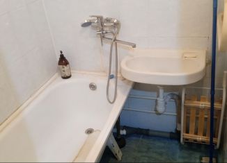 Аренда двухкомнатной квартиры, 45 м2, Сызрань, проспект Космонавтов, 4