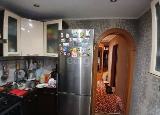 Продам 2-ком. квартиру, 43.8 м2, Валуйки, улица Курячего, 24/10