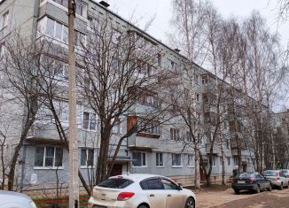Продается 2-комнатная квартира, 47.3 м2, Сыктывкар, проспект Бумажников, 47