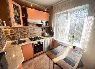 Продам 3-ком. квартиру, 62 м2, Карелия, улица Антонова, 12А