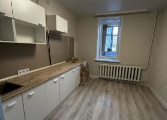 Продам 3-комнатную квартиру, 69 м2, Ижевск, улица Ворошилова, 68