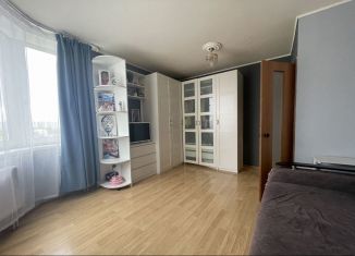 Продажа 1-ком. квартиры, 35 м2, Екатеринбург, улица Бакинских Комиссаров, 99, метро Проспект Космонавтов