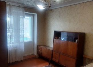 Продажа 1-комнатной квартиры, 28.2 м2, Боровичи, улица Подбельского, 36