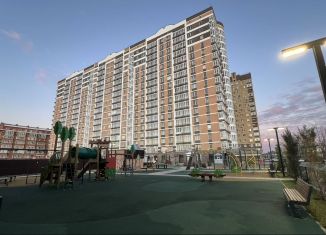 Продается 2-комнатная квартира, 71.7 м2, Краснодар, Московская улица, 112, микрорайон Завод Радиоизмерительных Приборов