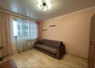 Сдам 1-ком. квартиру, 37 м2, Ростов-на-Дону, улица Мушкетова, 19/21, ЖК Три Сквера