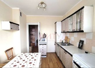 Продажа 4-ком. квартиры, 82 м2, Старый Оскол, микрорайон Жукова, 28