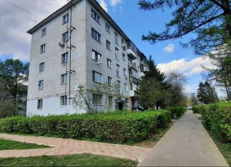 Продам 2-комнатную квартиру, 42 м2, Лобня, улица Циолковского, 11