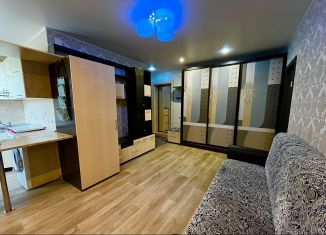 Продам двухкомнатную квартиру, 45 м2, Яровое, квартал Б, 13