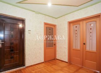 Продам четырехкомнатную квартиру, 85.8 м2, Старый Оскол, микрорайон Королёва, 36