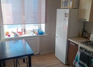 2-комнатная квартира на продажу, 46.7 м2, Магнитогорск, проспект Ленина, 152
