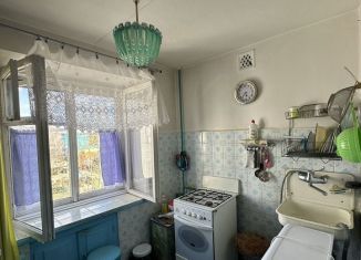 Продажа 2-ком. квартиры, 40 м2, Серов, улица Ленина, 124