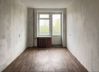 Продаю трехкомнатную квартиру, 57.2 м2, Санкт-Петербург, проспект Ветеранов, 43, муниципальный округ Дачное