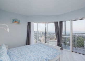 Сдаю в аренду 4-комнатную квартиру, 117 м2, Сочи, Виноградная улица, 2Б, микрорайон Гагарина