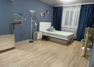 Сдается трехкомнатная квартира, 75 м2, Петрозаводск, улица Сусанина, 2