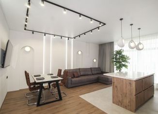 Сдам в аренду трехкомнатную квартиру, 120 м2, Тульская область, улица Тульского Рабочего Полка, 96/3