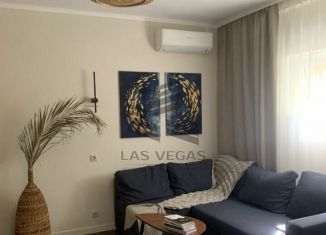 Сдам в аренду 2-ком. квартиру, 60 м2, Сочи, Красноармейская улица, 9А, микрорайон Гагарина