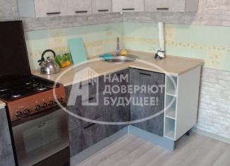 Продаю 3-комнатную квартиру, 70.3 м2, Чусовой, Коммунистическая улица, 6/2