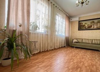 Сдам в аренду дом, 60 м2, Махачкала, улица Мирзабекова, 191Б, Кировский внутригородской район