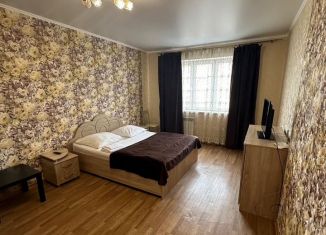 Продаю 1-ком. квартиру, 49 м2, Оренбург, улица Лукиана Попова, 103, Центральный район